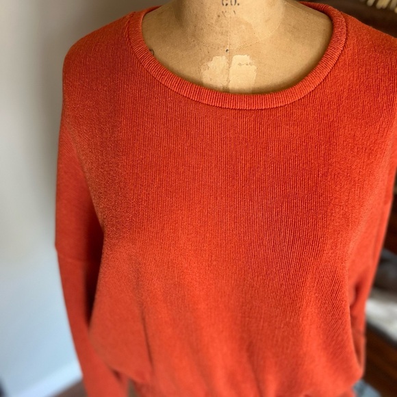 Zara burnt orange pullover ribbed top with elastic waist and sleeve bands - Picture 5 of 9